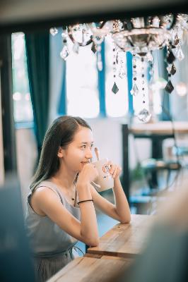 免费B站看大片真人直播